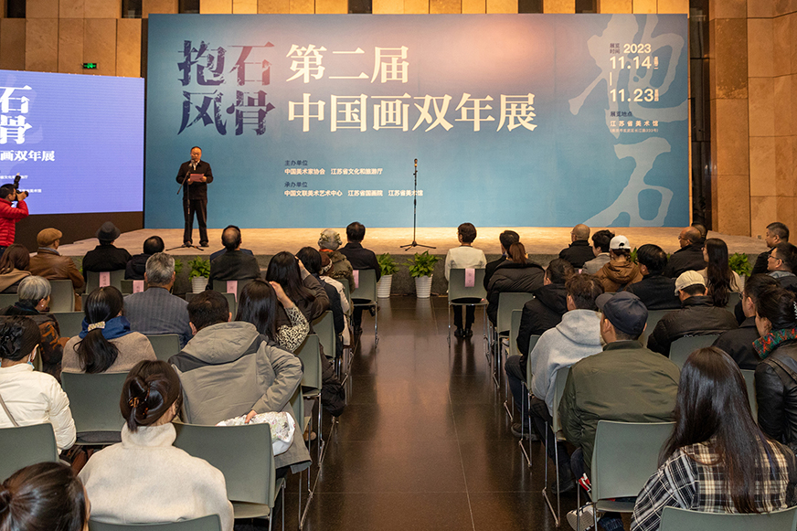 _ST_8696裁图.jpg
